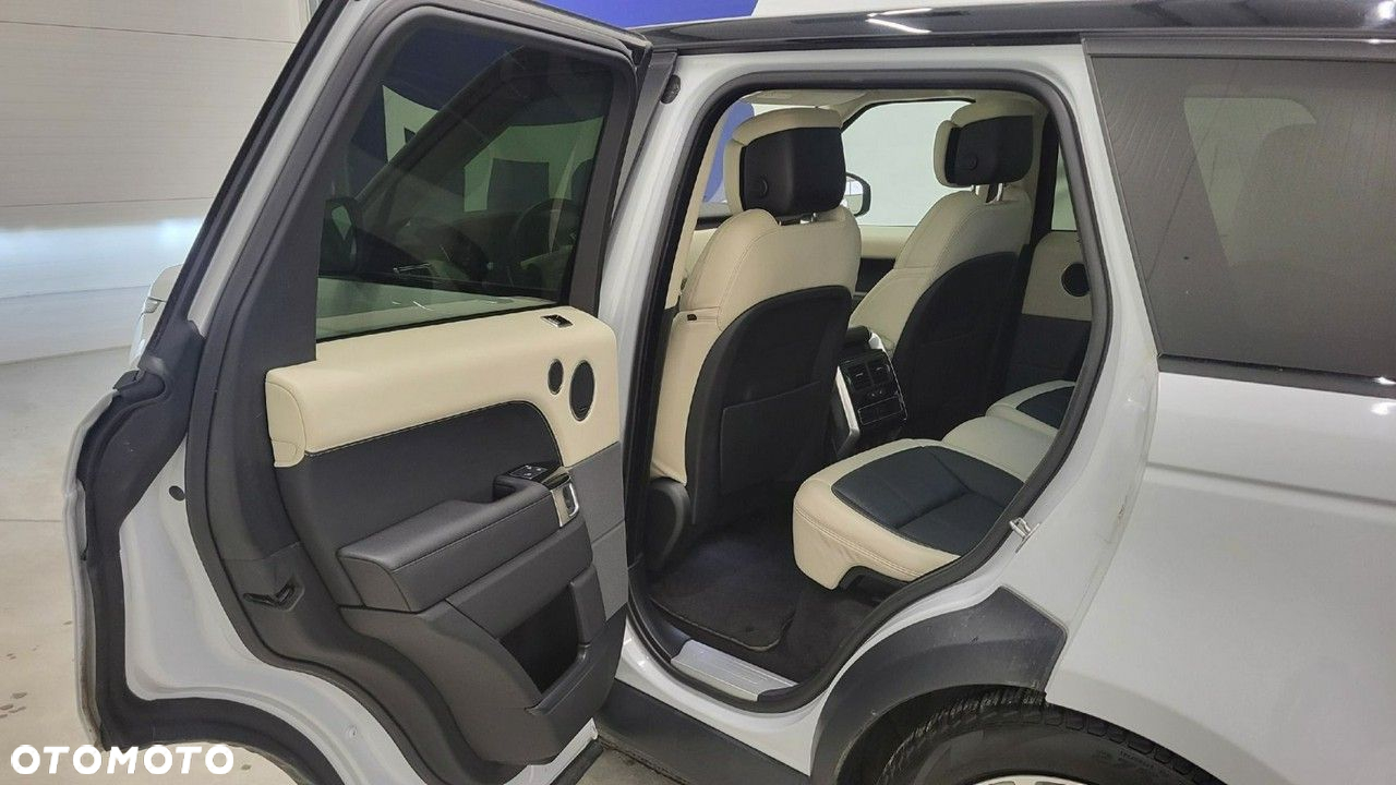 Land Rover Range Rover Sport - 24