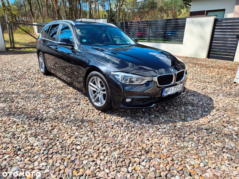 BMW Seria 3 320i Advantage sport - 2