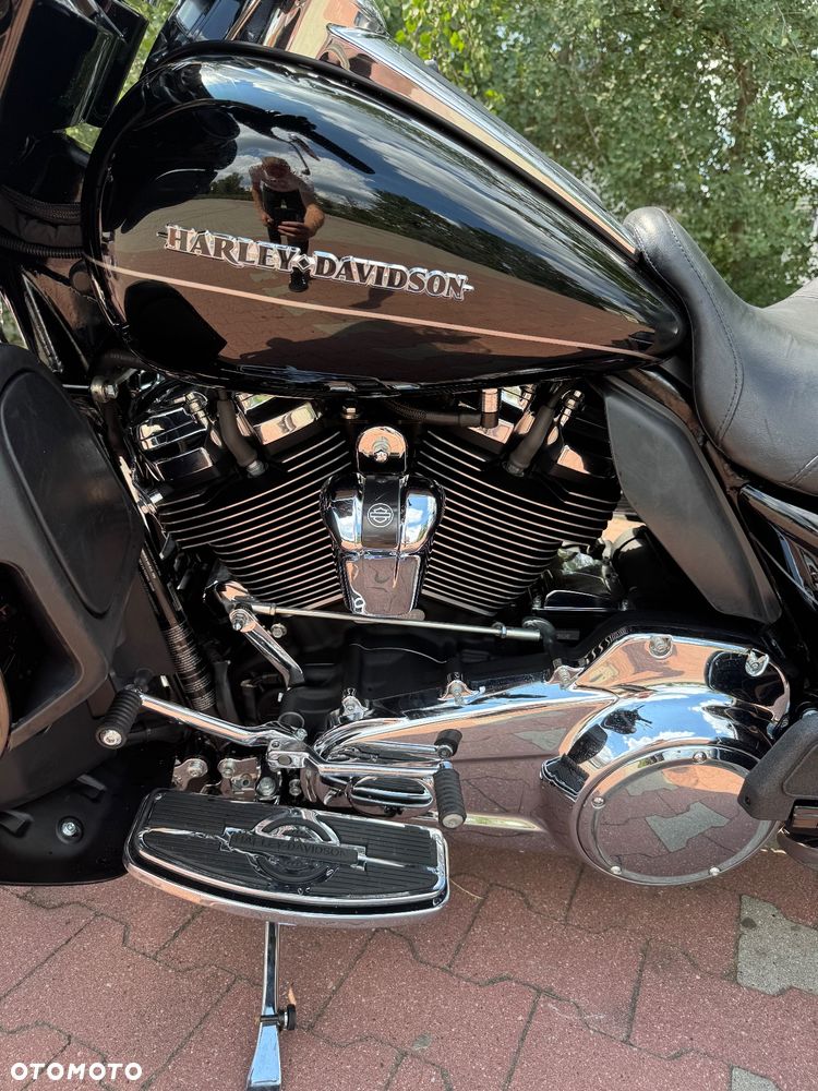Harley-Davidson Touring Ultra Limited - 3