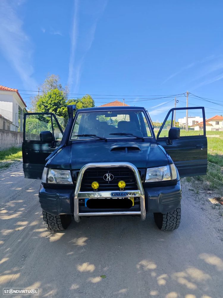 Hyundai Galloper - 1