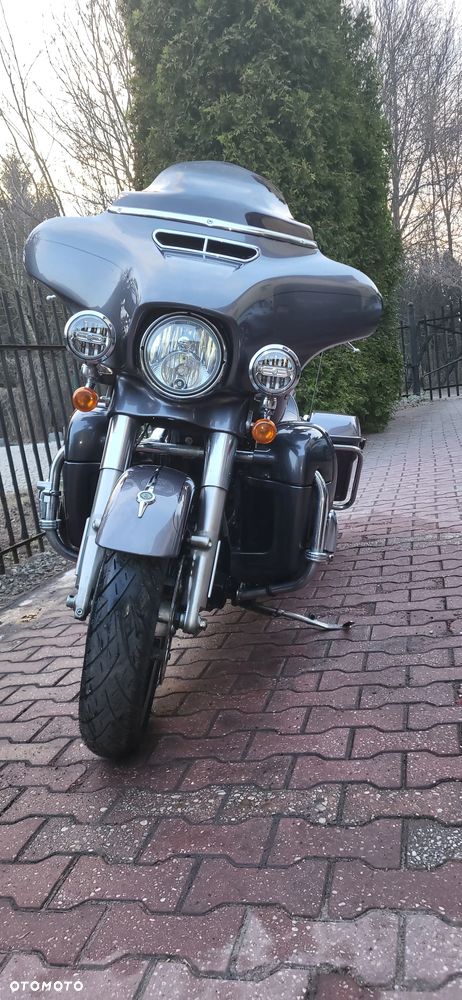 Harley-Davidson Touring Street Glide - 3