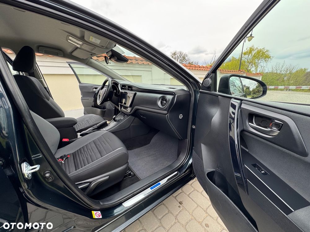 Toyota Auris - 29