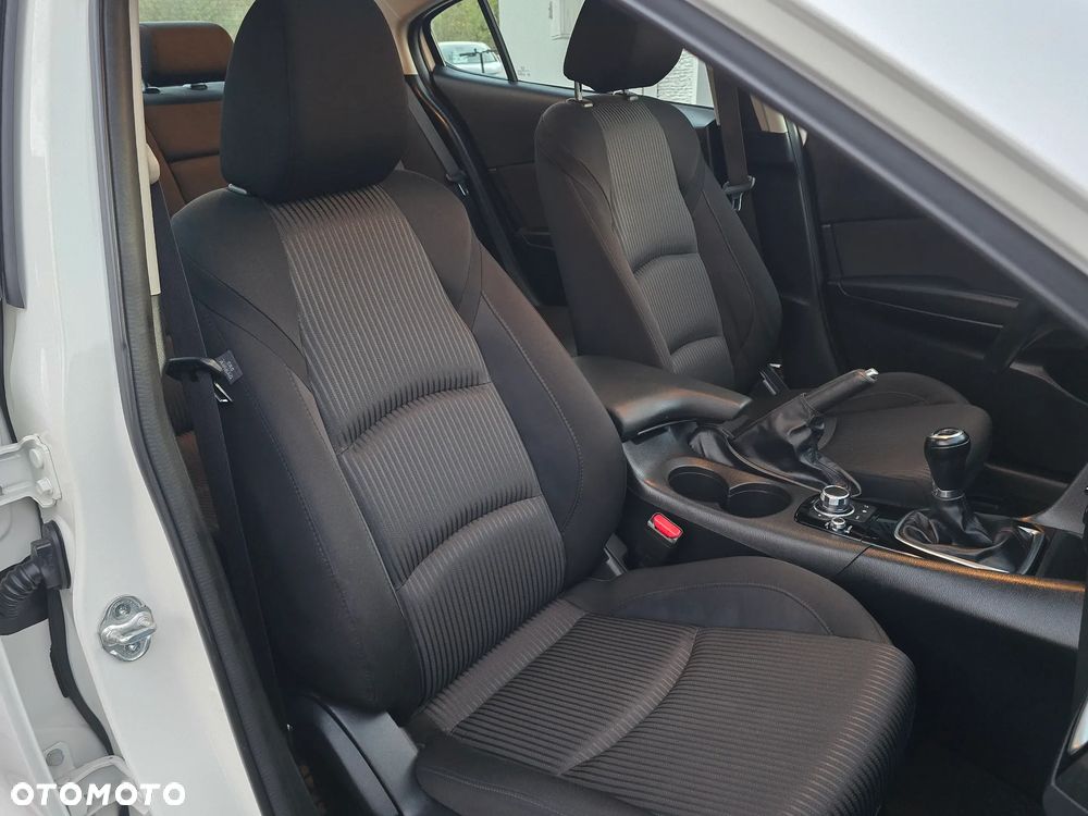 Mazda 3 SKYACTIV-G 120 Signature+ - 25
