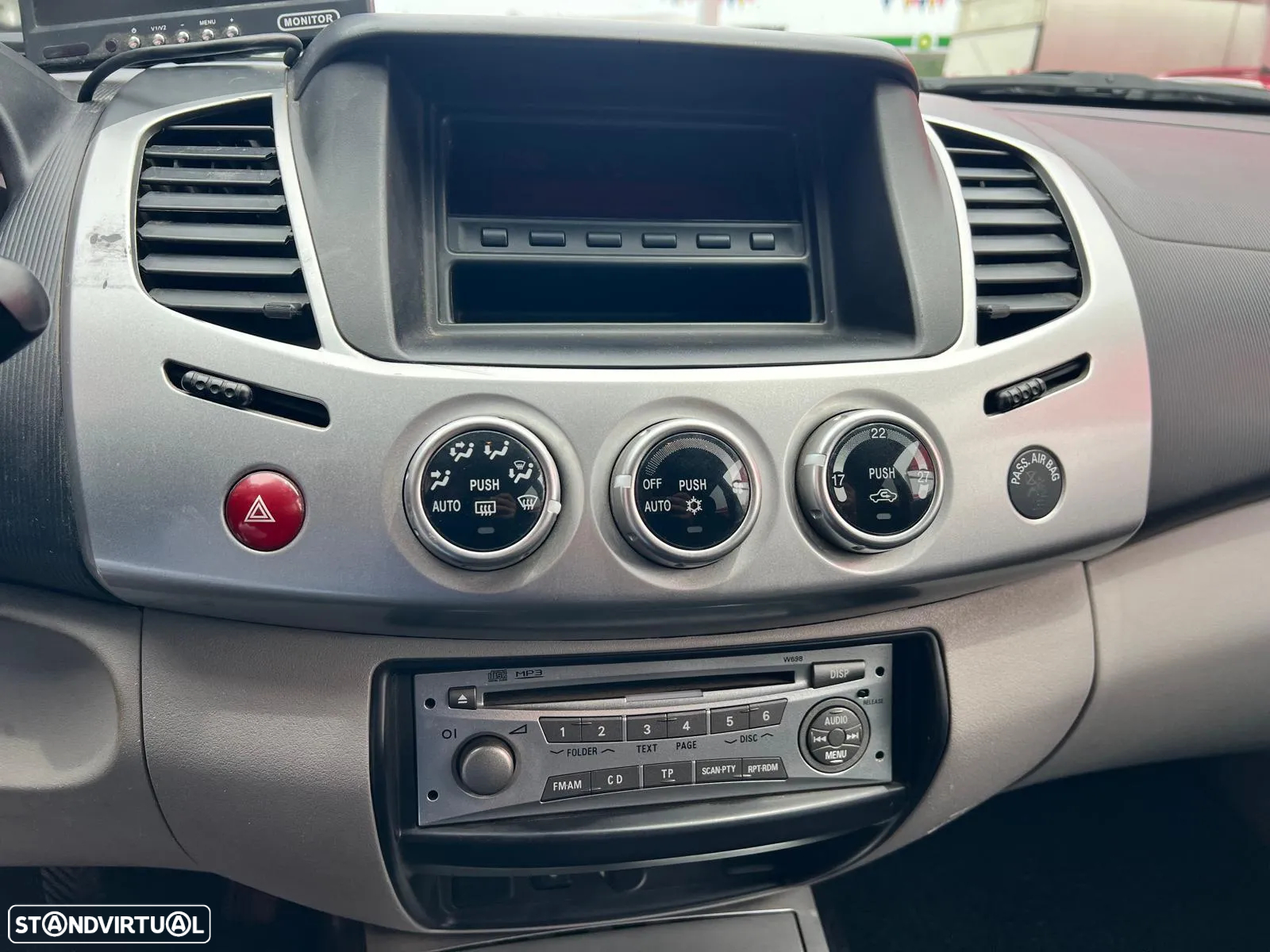 Mitsubishi L200 2.5 DI-D CD Intense HP 4WD - 15