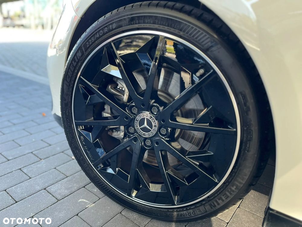 Mercedes-Benz CLA 220 mHEV 4-Matic 8G-DCT - 37
