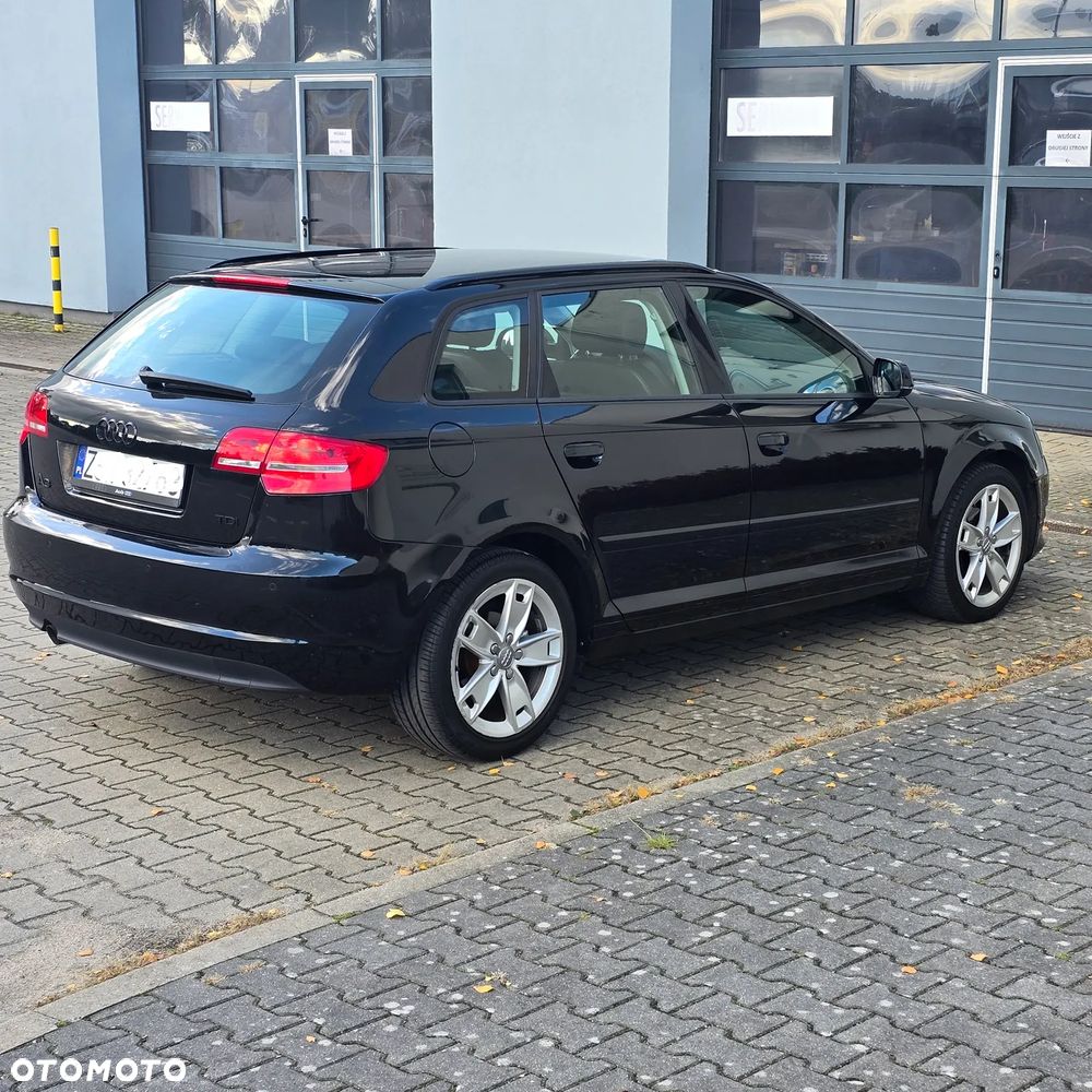 Audi A3 1.6 TDI Attraction - 3