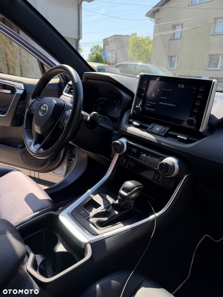 Toyota RAV4 2.5 Hybrid Selection 4x2 - 18