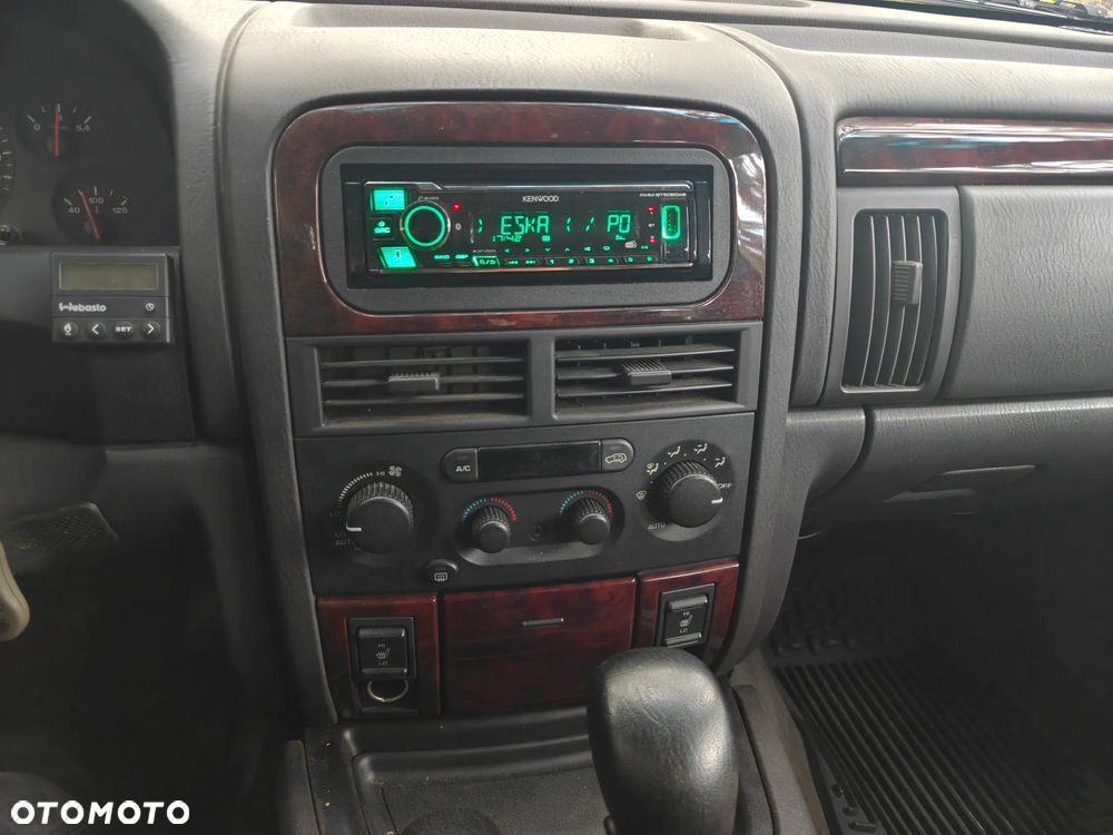 Jeep Grand Cherokee - 9