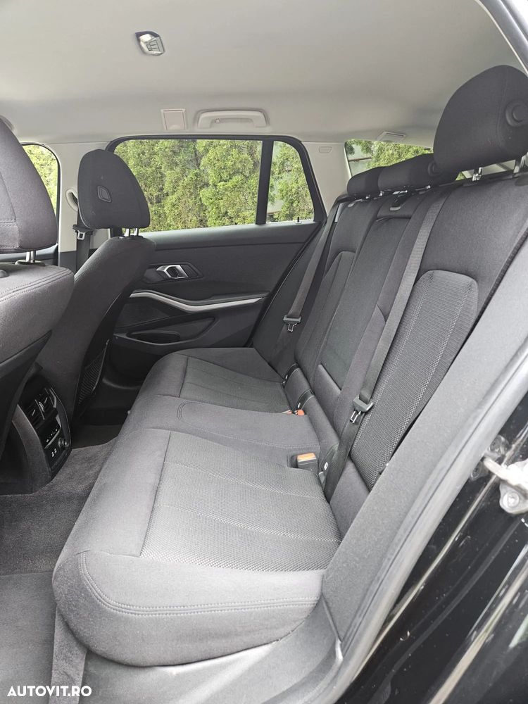 BMW Seria 3 320d xDrive Aut. Edition Luxury Line Purity - 7