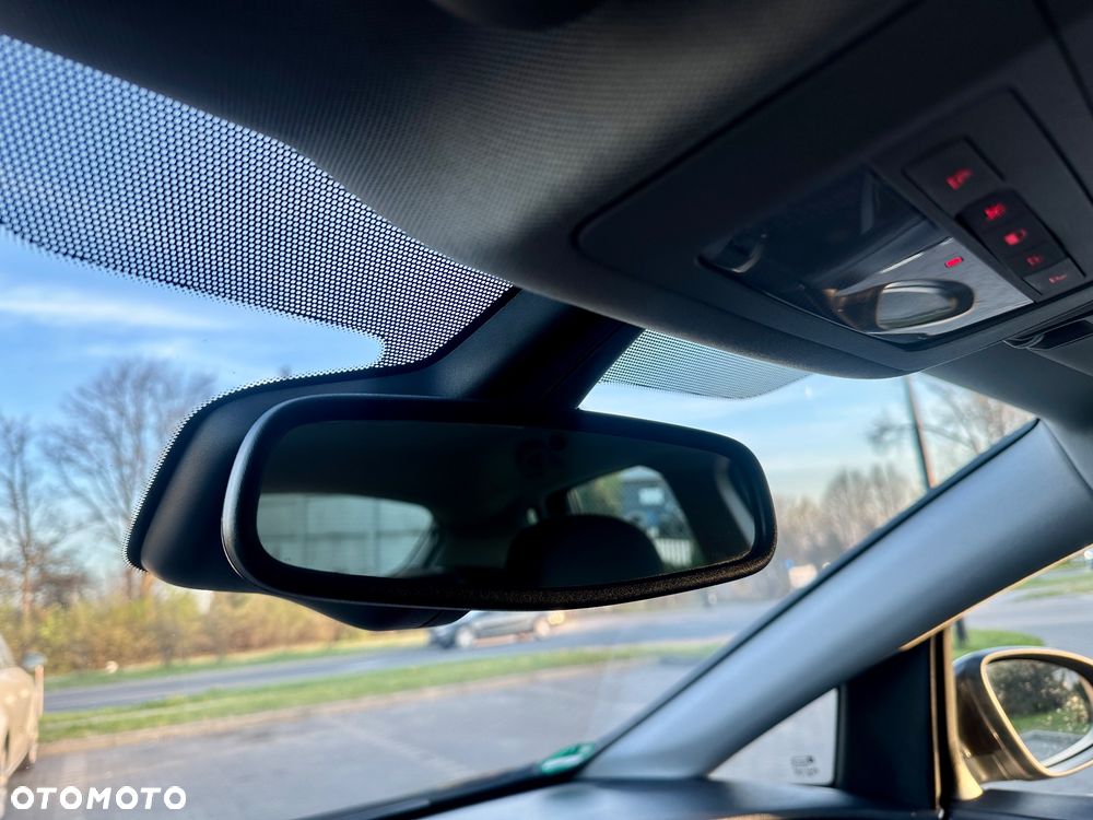 Opel Astra 1.4 Turbo Color Edition - 31