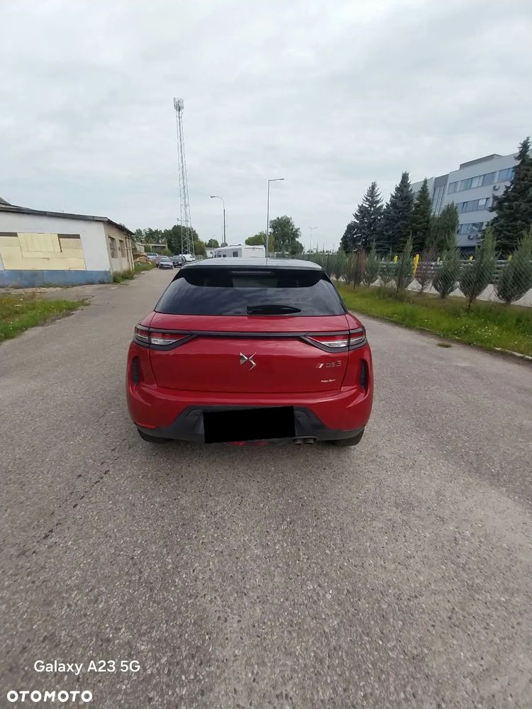 DS Automobiles DS 3 Crossback 1.2 PureTech Performance Line + - 6