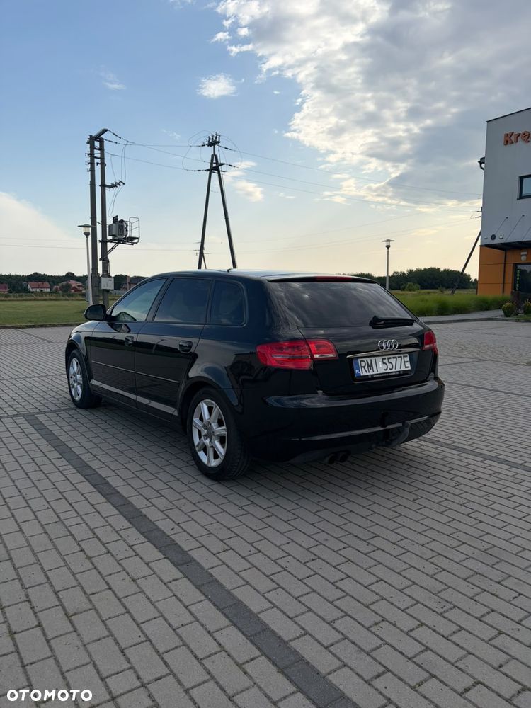 Audi A3 Sportback - 14