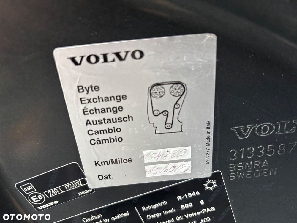 Volvo XC 60 D4 Geartronic Momentum - 11