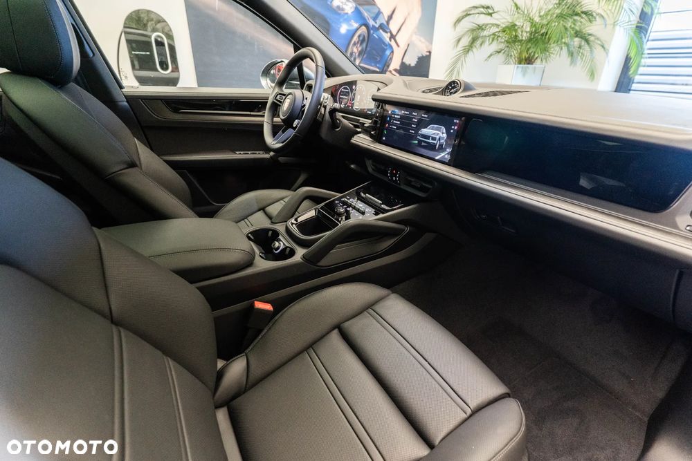 Porsche Cayenne E-Hybrid PHEV Black Edition - 13