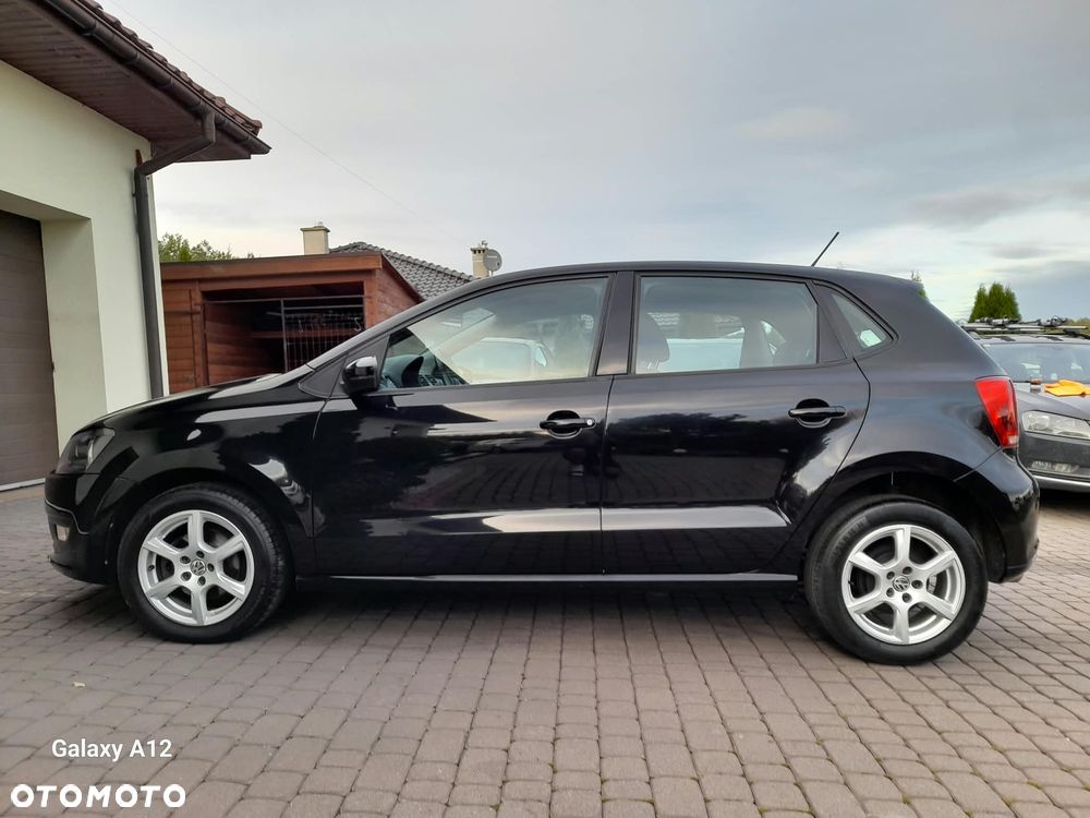 Volkswagen Polo 2011 photo 2