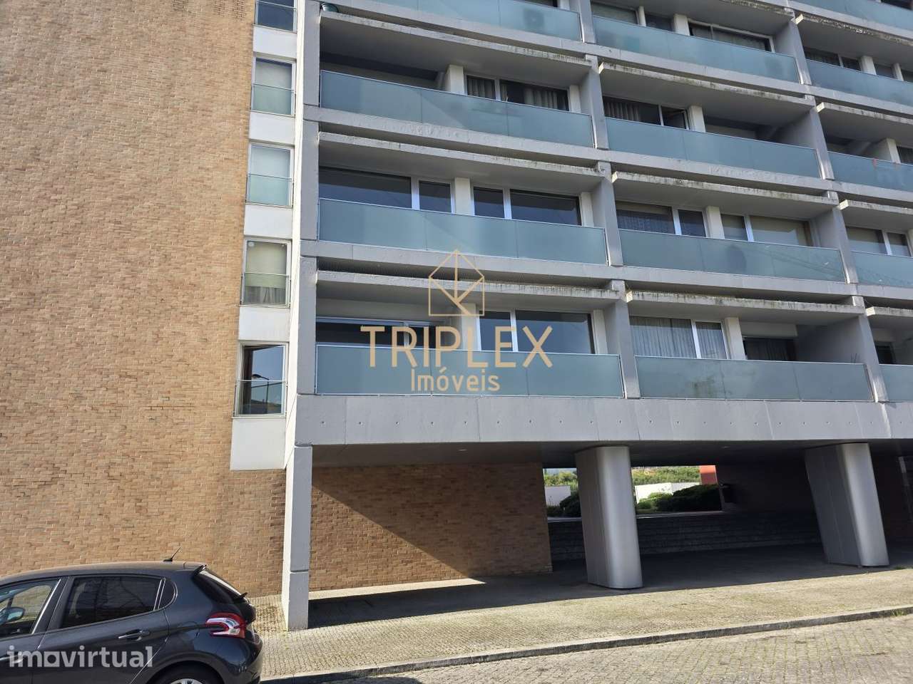 T3 - Dúplex - lugar garagem duplo - Maia - Grande imagem: 3/37