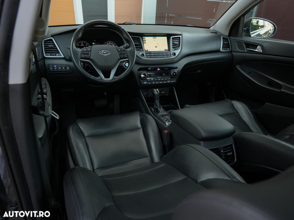 Hyundai Tucson 2.0 CRDI 4WD Automatik Premium - 11