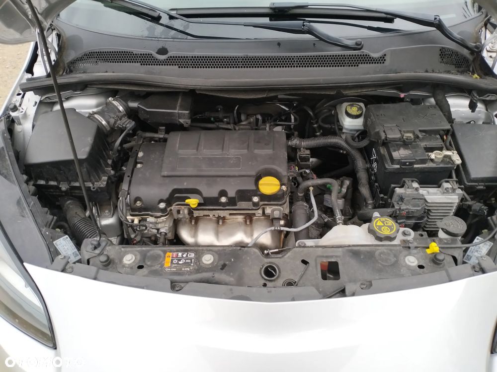Opel Corsa 1.2 Active - 5