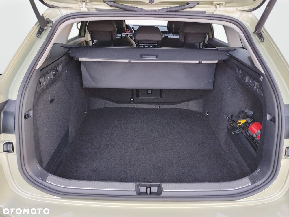 Skoda Superb 1.5 TSI mHEV Selection DSG - 21