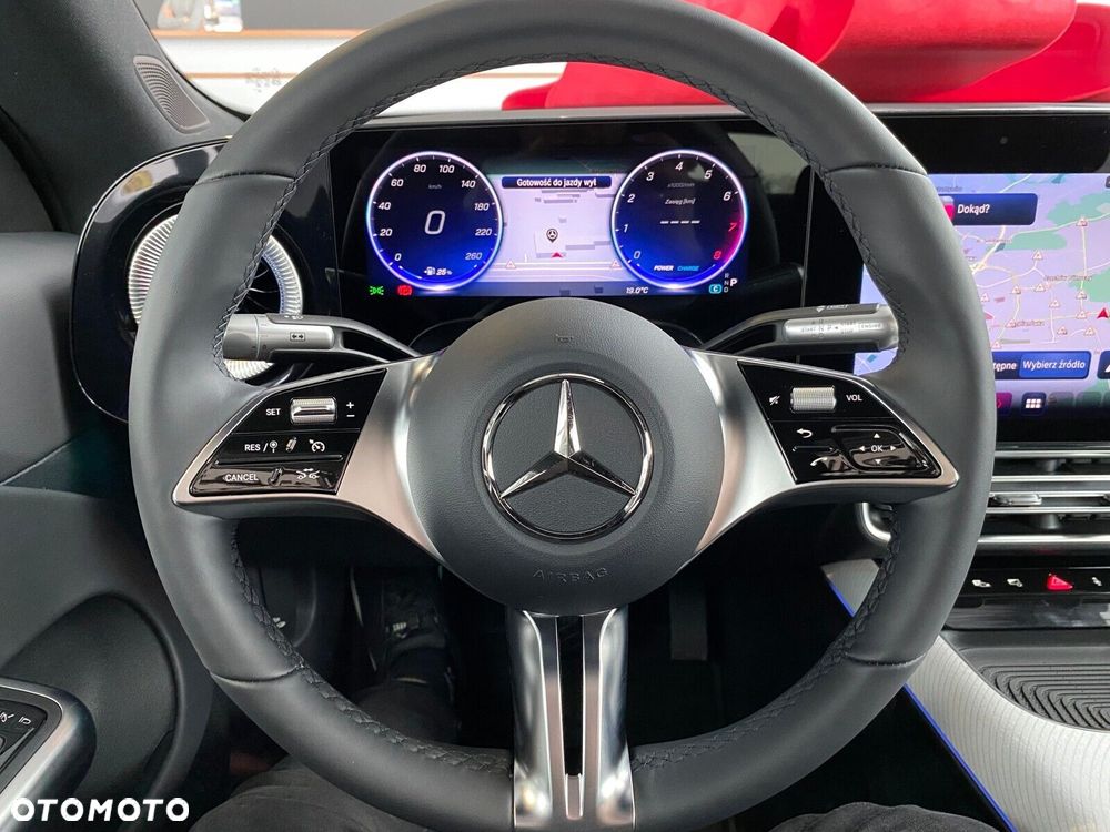 Mercedes-Benz CLA - 11