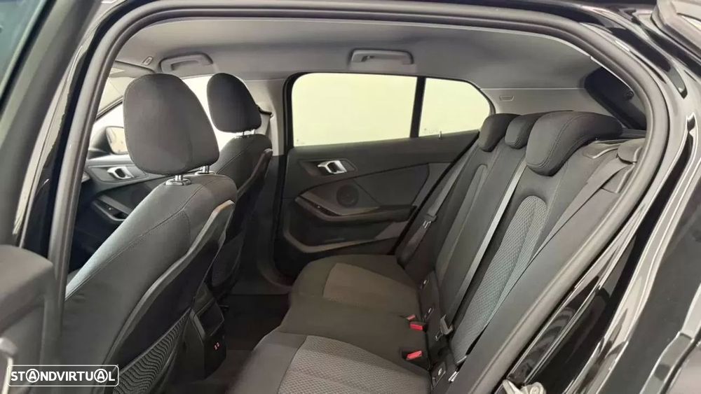 BMW 116 d Line Luxury - 30