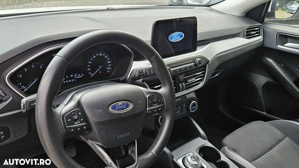 Ford Focus 1.0 EcoBoost Active Business - 10