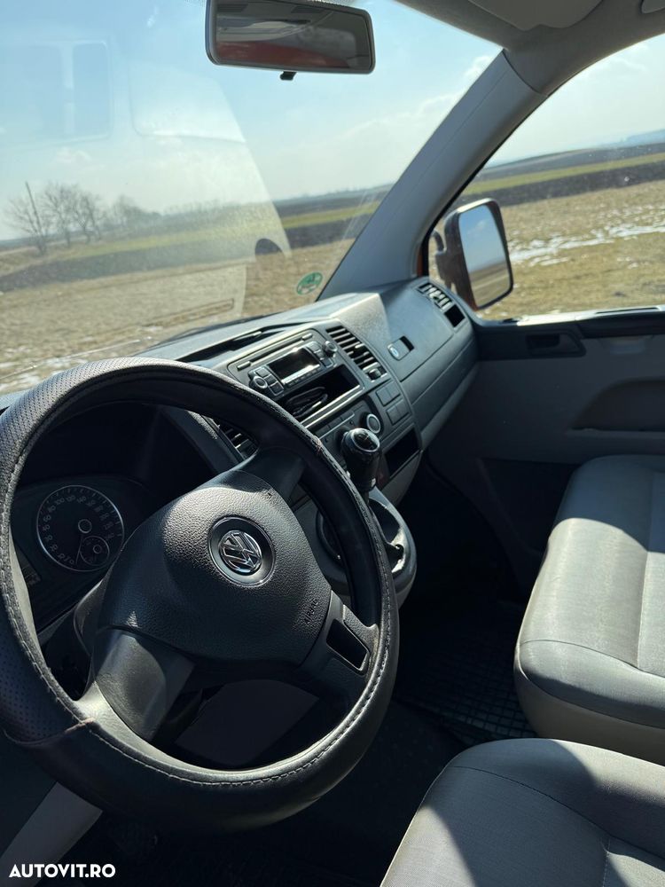 Volkswagen T5 - 12