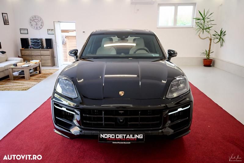 Porsche Cayenne Black Edition - 1