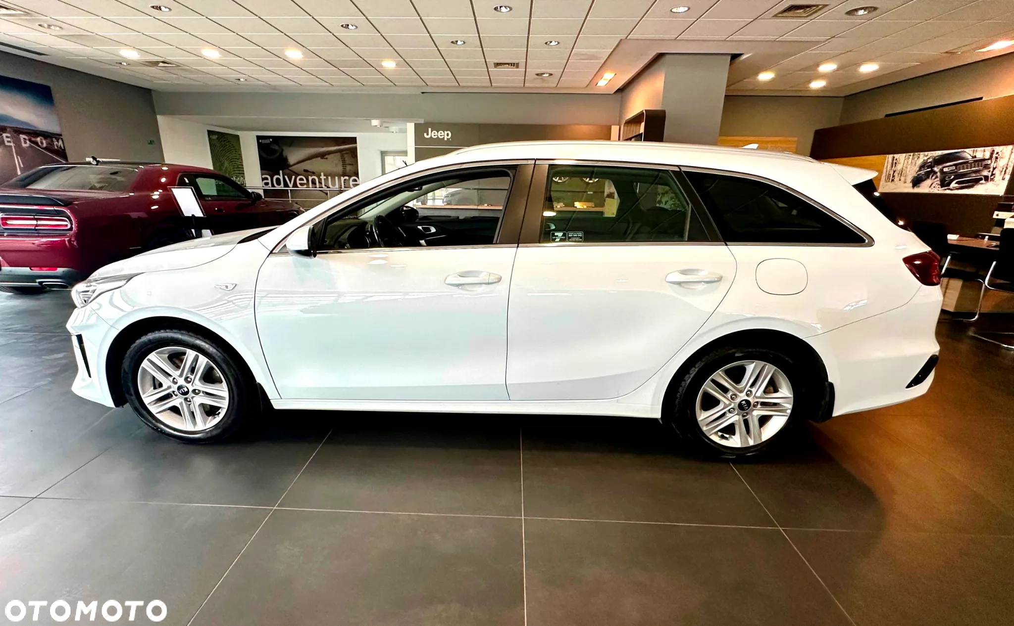 Kia Ceed - 8