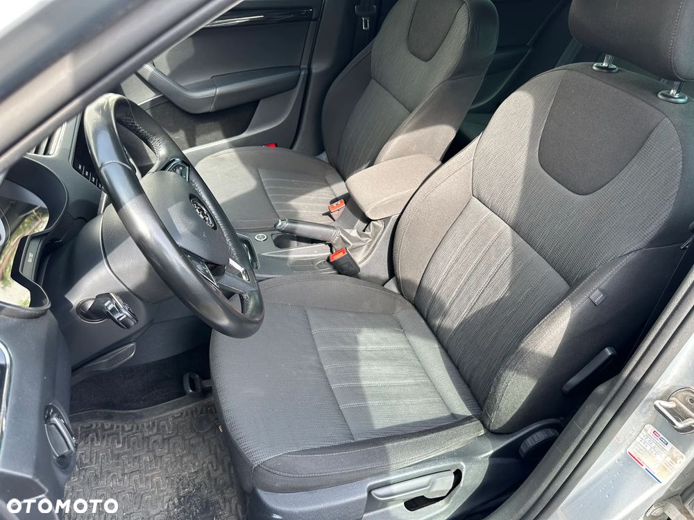 Skoda Octavia 2.0 TDI Ambition DSG - 12