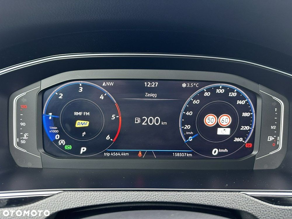 Volkswagen Passat Variant - 22