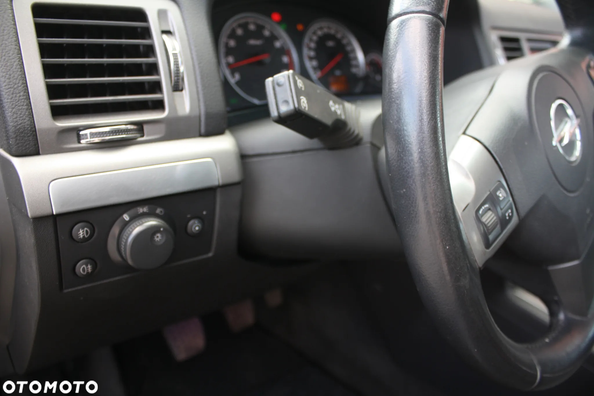 Opel Vectra 1.8 Caravan Cosmo - 15