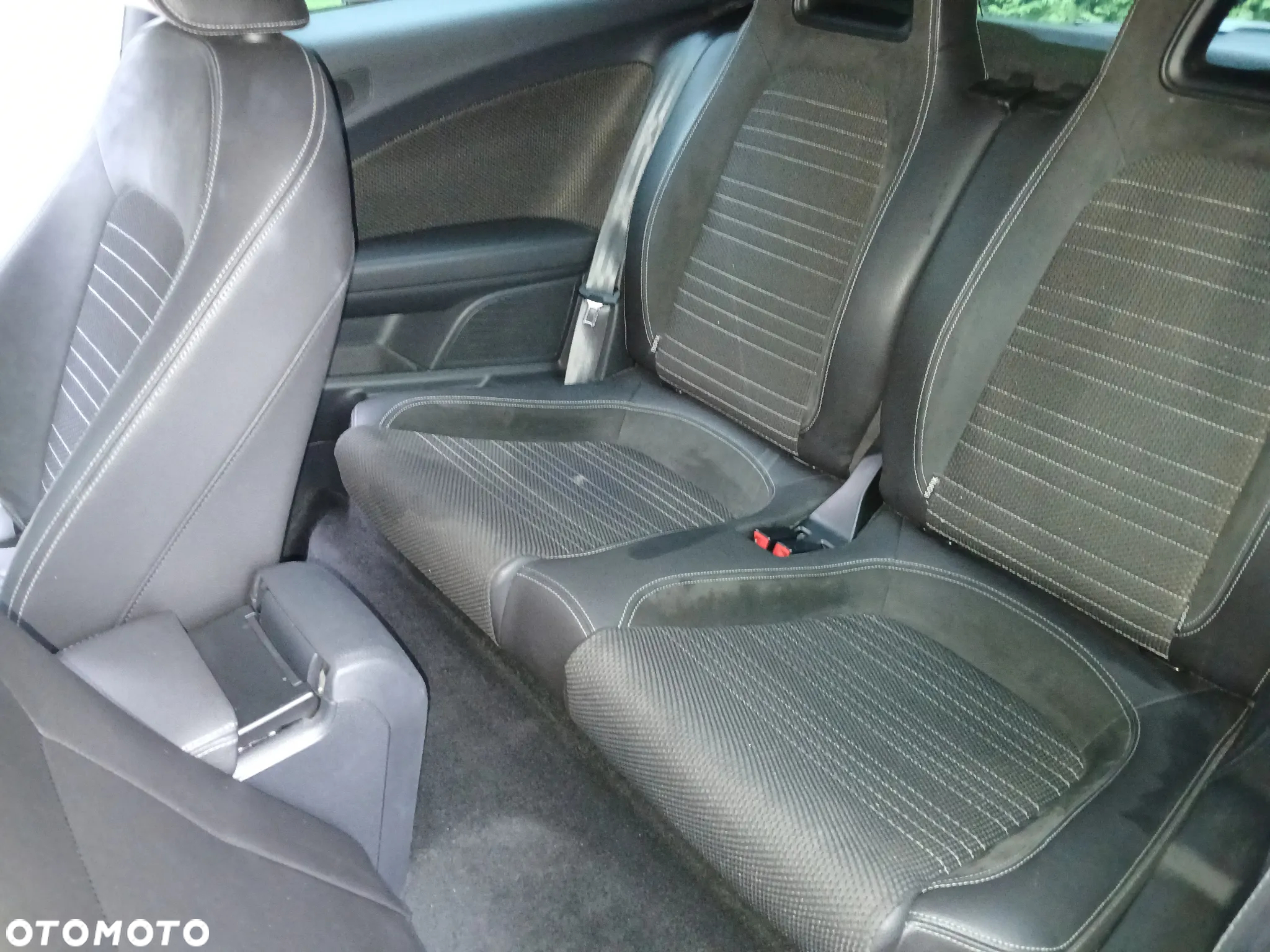 Volkswagen Scirocco 2.0 TSI - 12