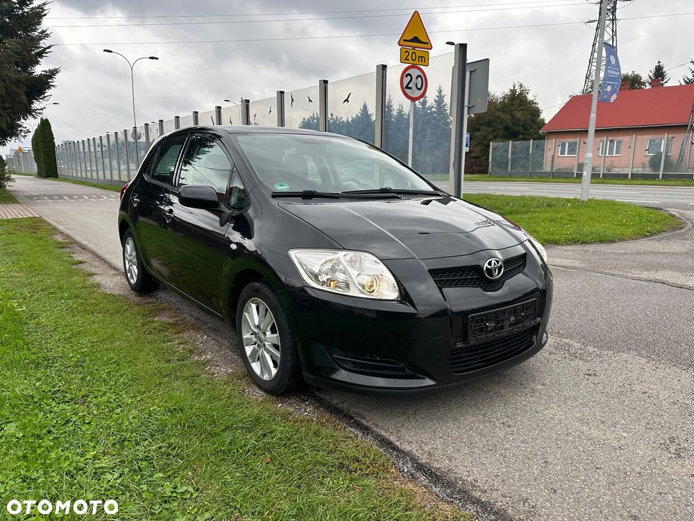 Toyota Auris - 3