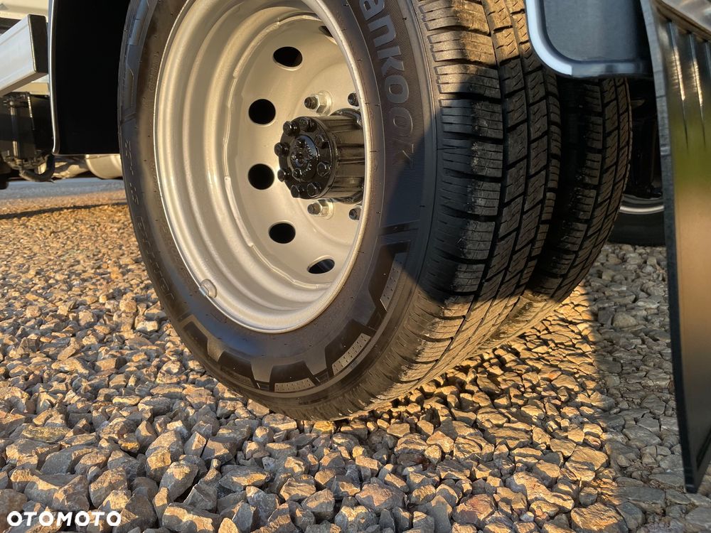 Nissan Cabstar NT400 - 29
