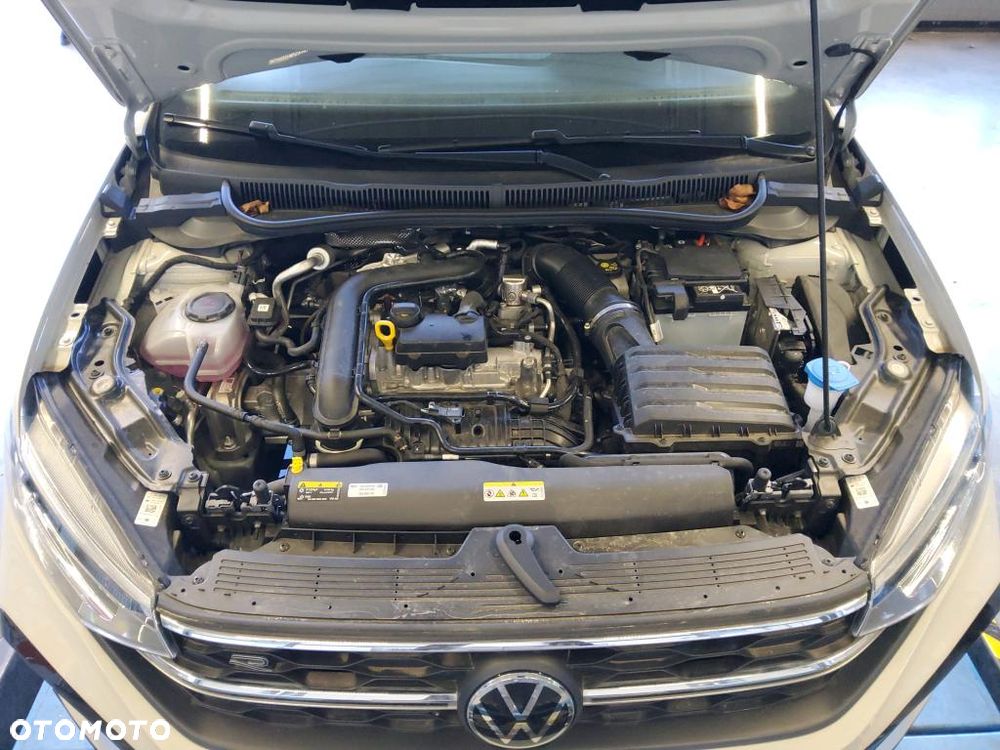 Volkswagen Taigo 1.0 TSI OPF DSG R-Line - 19