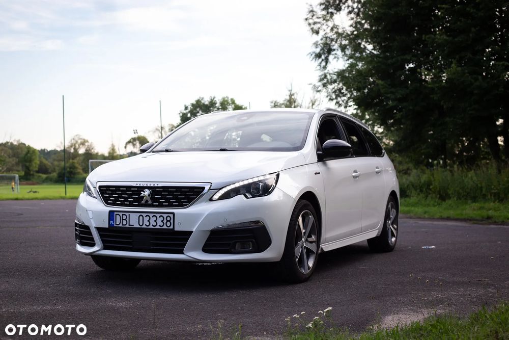 Peugeot 308 BlueHDi 130 EAT8 Stop & Start GT - 11