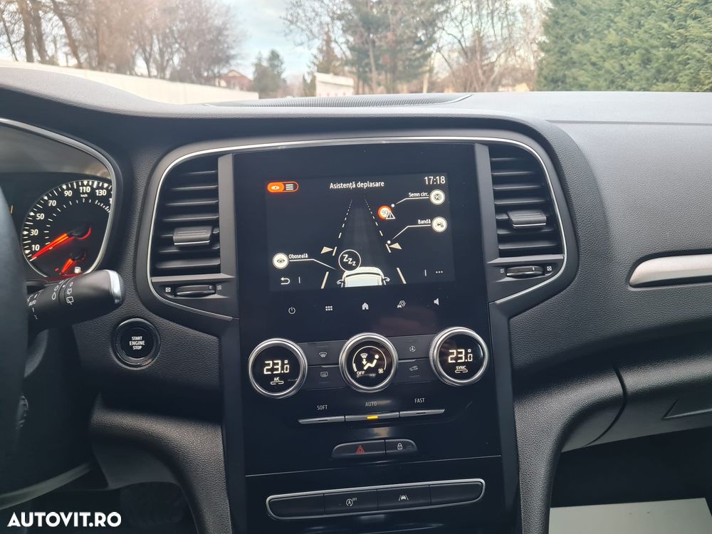 Renault Megane BLUE dCi 115 EDC BUSINESS EDITION - 22