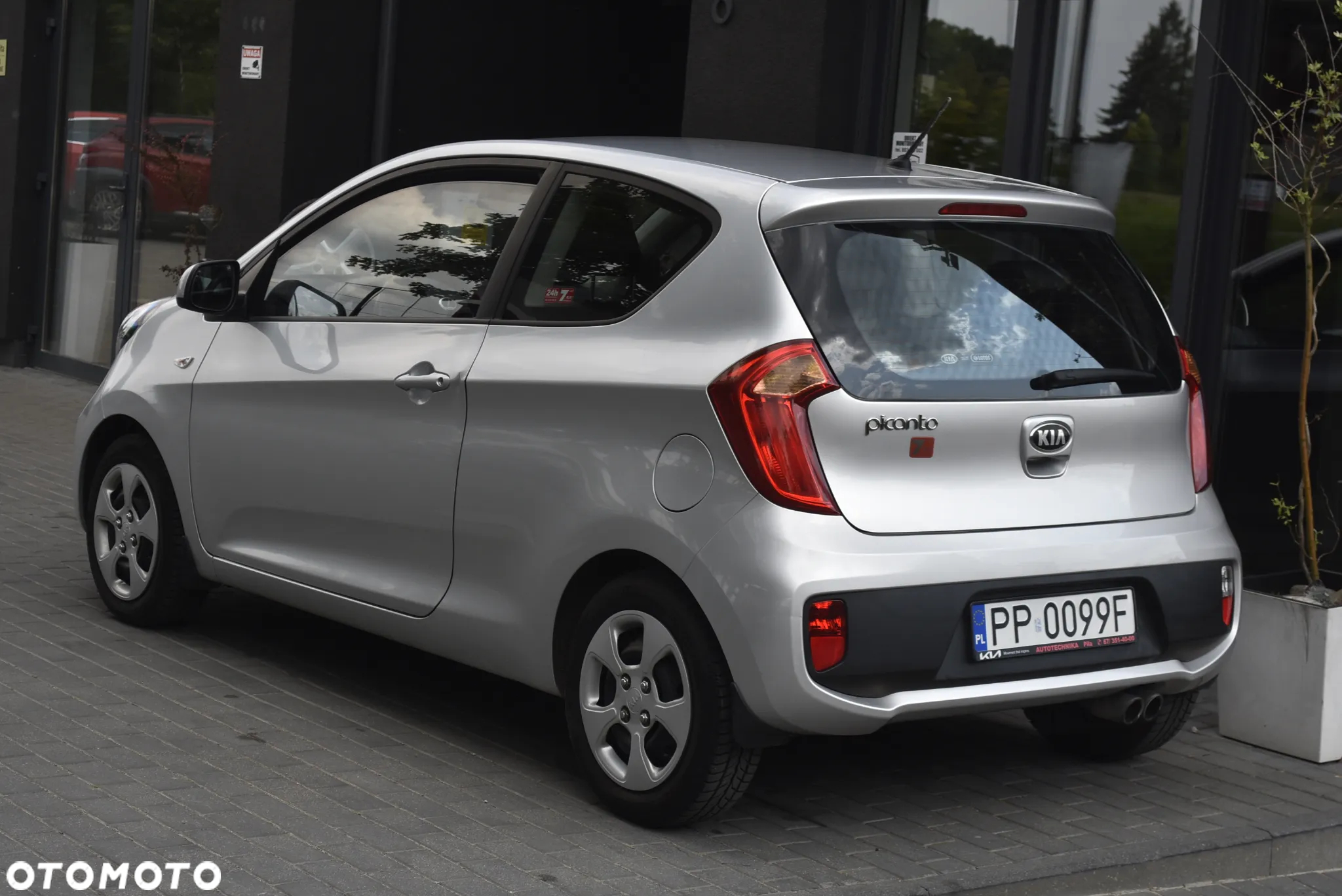 Kia Picanto 1.0 L - 4