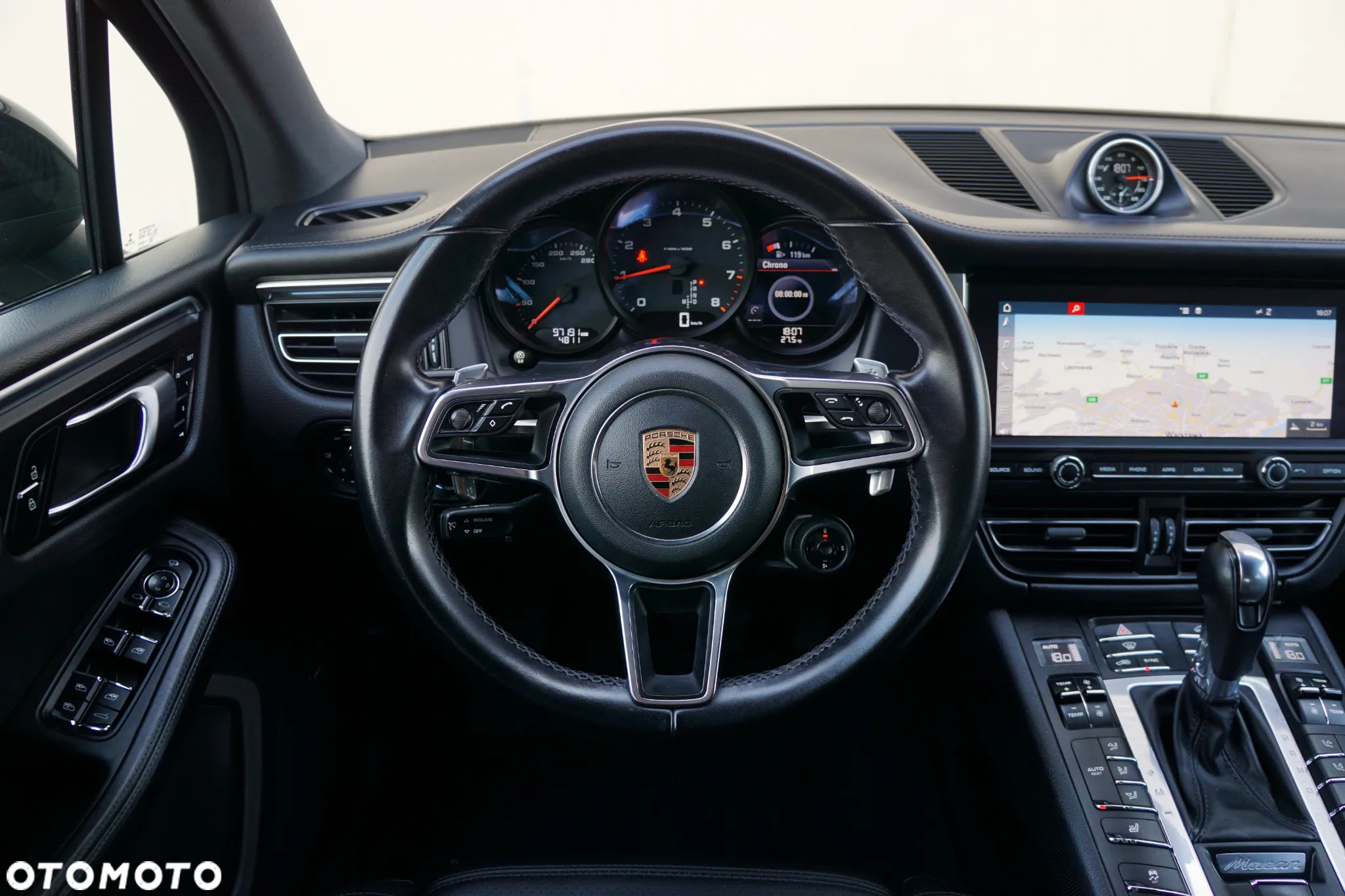 Porsche Macan Standard - 28