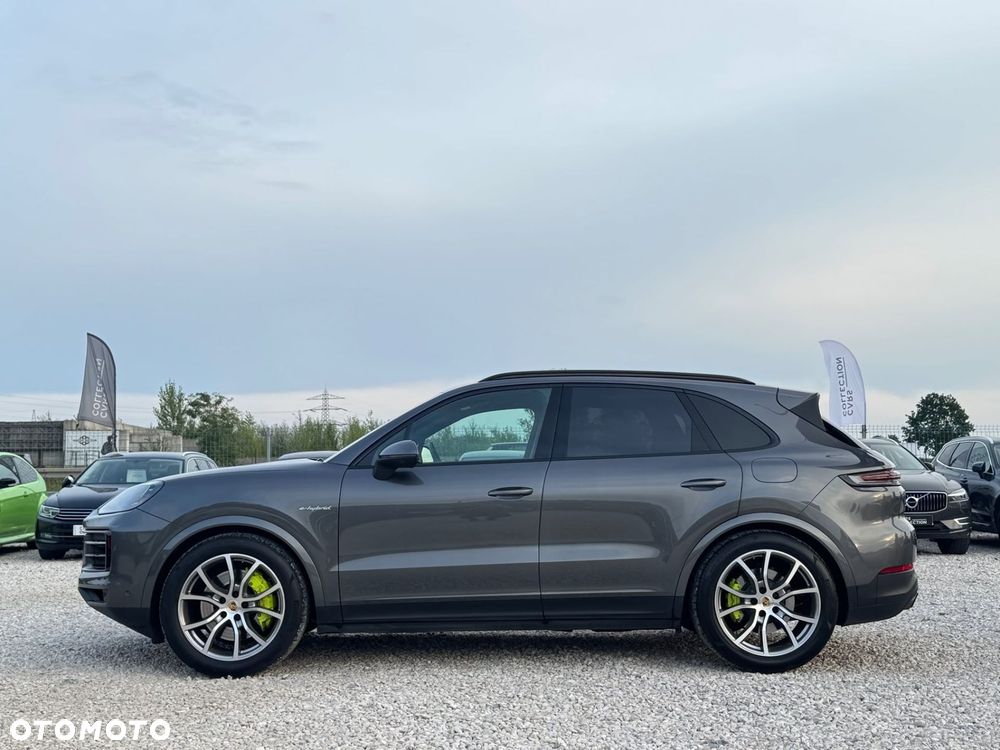 Porsche Cayenne - 8