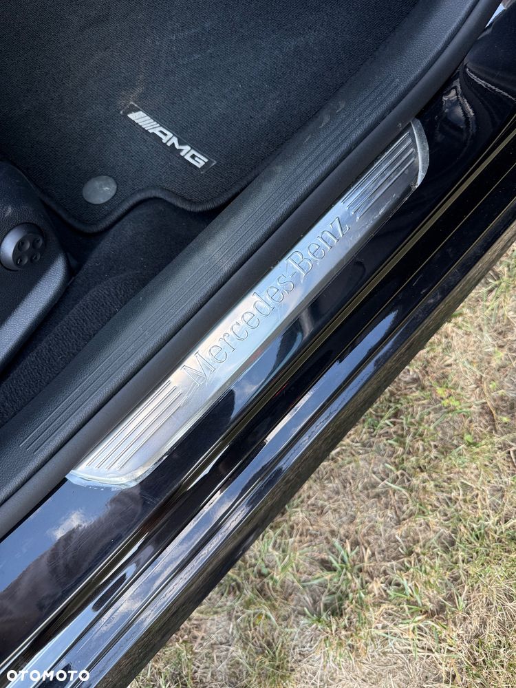 Mercedes-Benz Klasa E 220 d AMG - 23