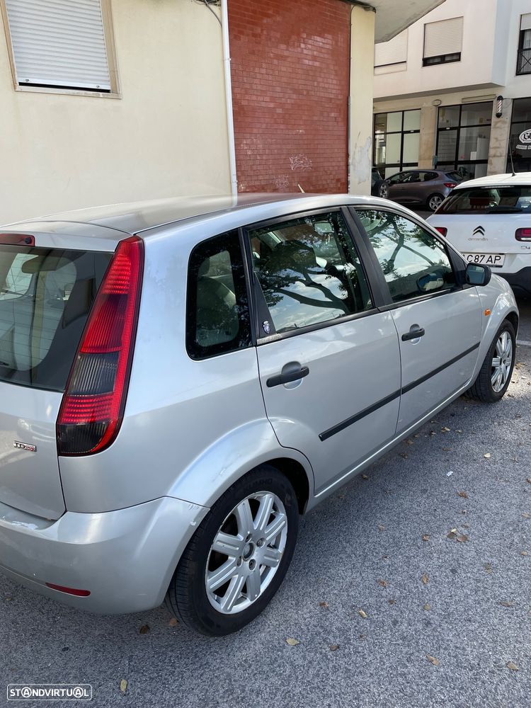 Ford Fiesta 1.4 TDCI Trend - 4