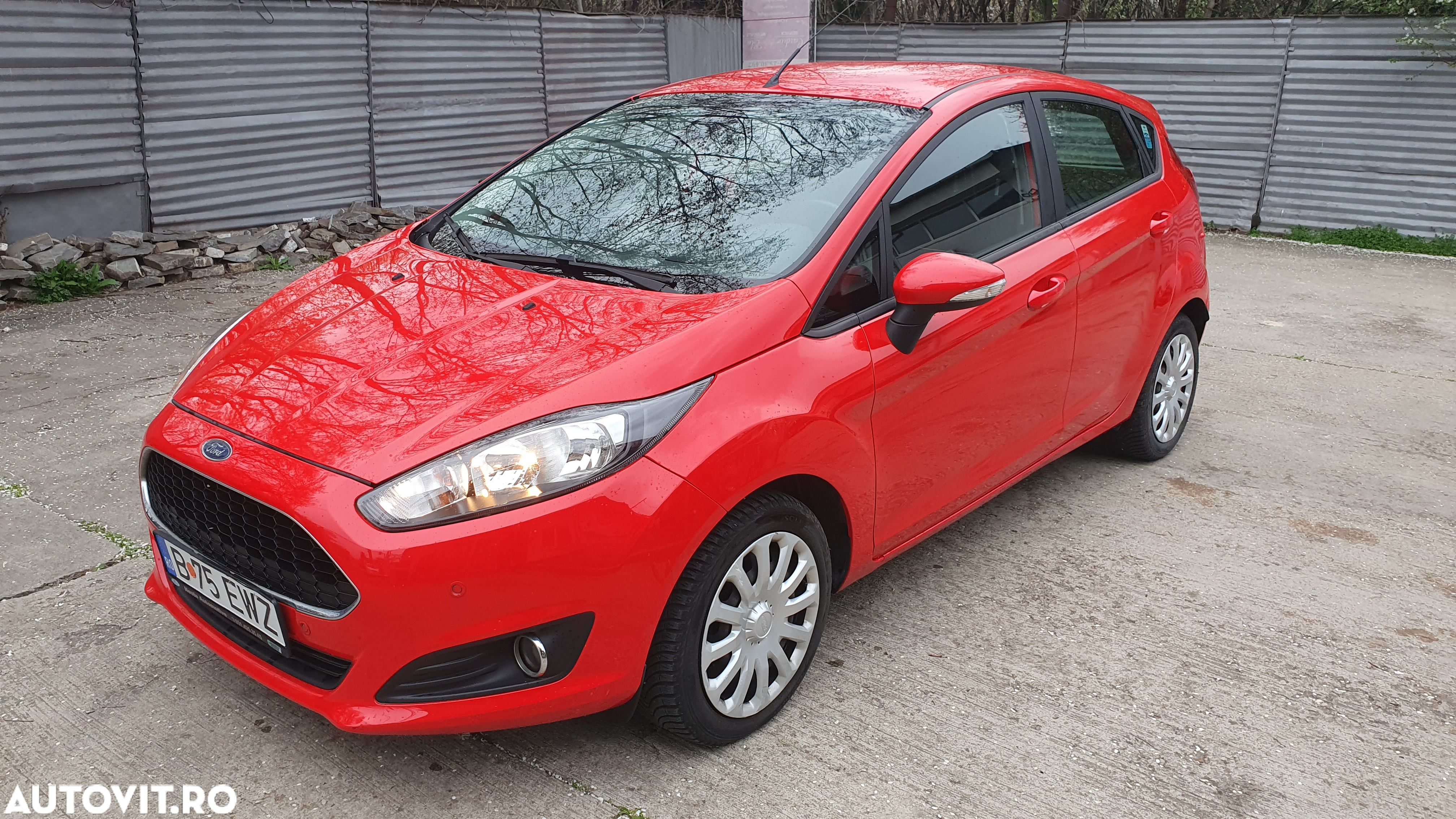 Ford Fiesta 1.0 Powershift Titanium - 1