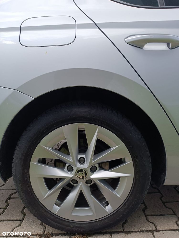 Skoda Octavia 2.0 TDI Ambition - 11