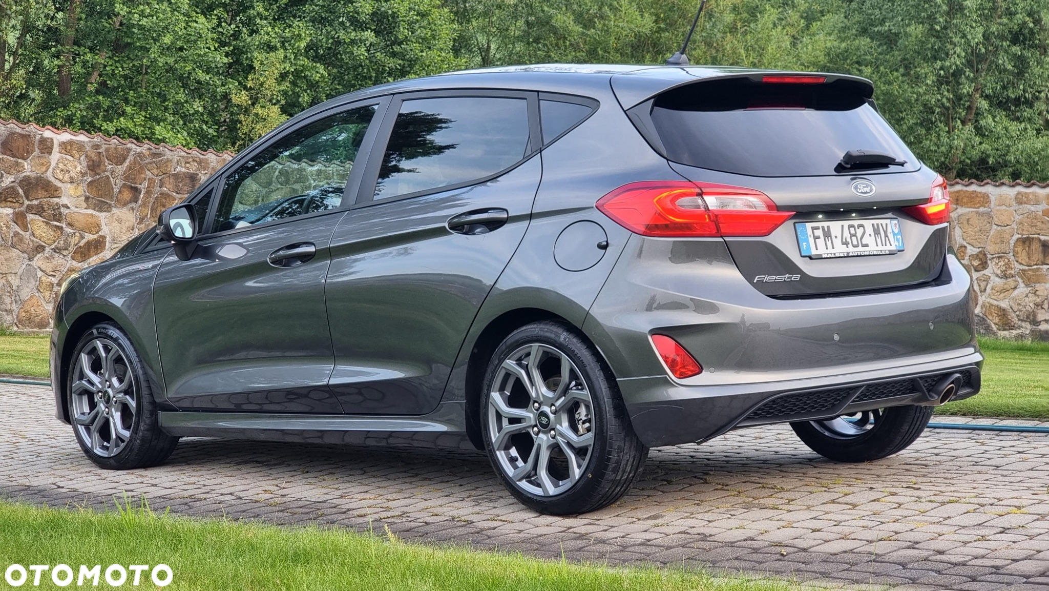 Ford Fiesta 1.0 EcoBoost S&S TITANIUM X - 4