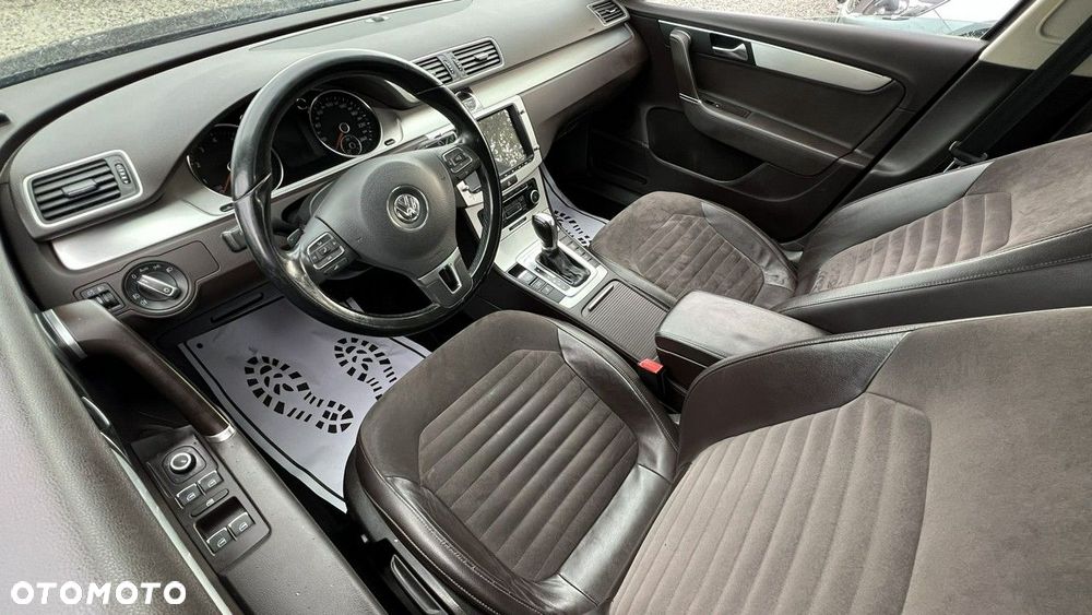 Volkswagen Passat - 15