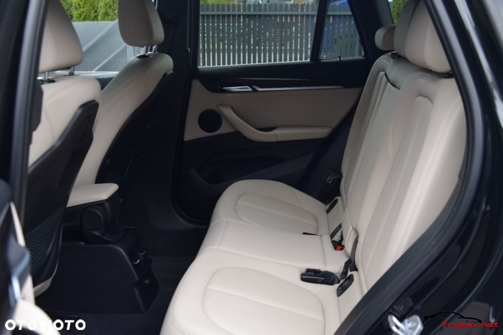 BMW X1 - 21