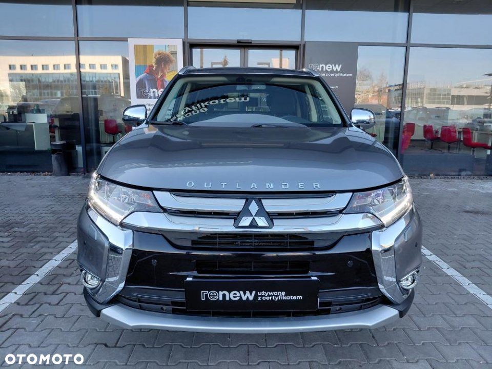 Mitsubishi Outlander - 8