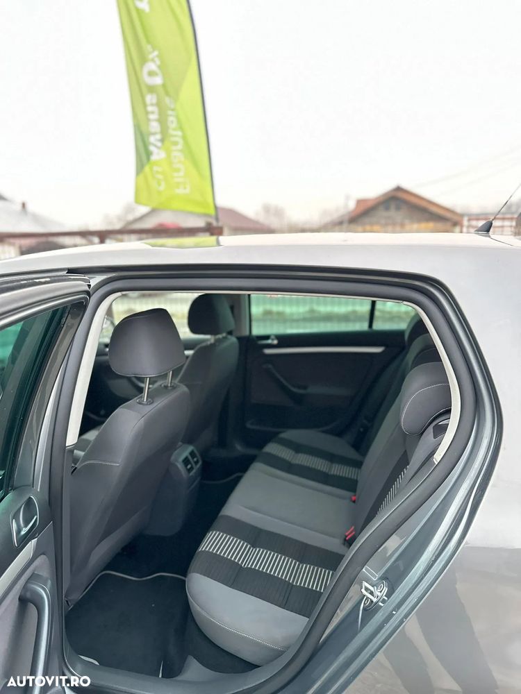 Volkswagen Golf 1.6 United - 3